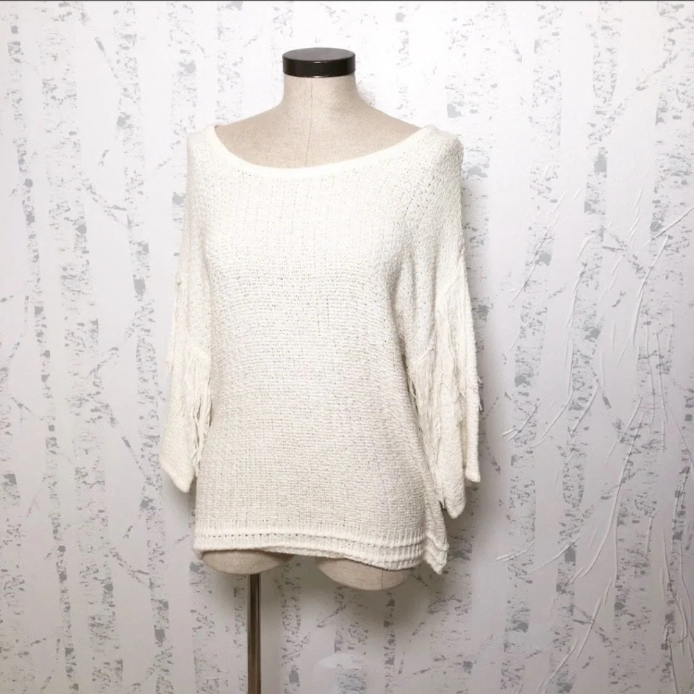 ✨ Ella Moss Lia Fringe Sweater – Size Small ✨